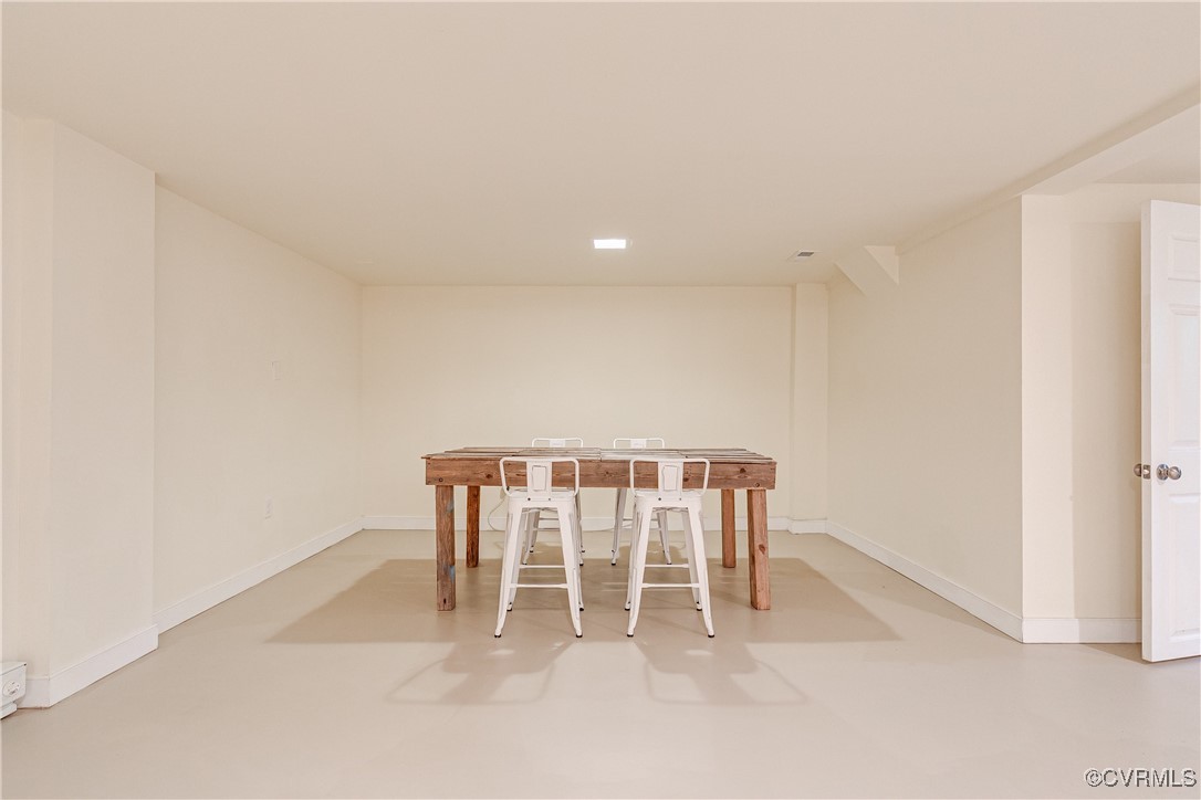 6737 Rural Point Road Mechanicsville, VA 23116 - Photo 26 of 32 View of unfurnished dining area