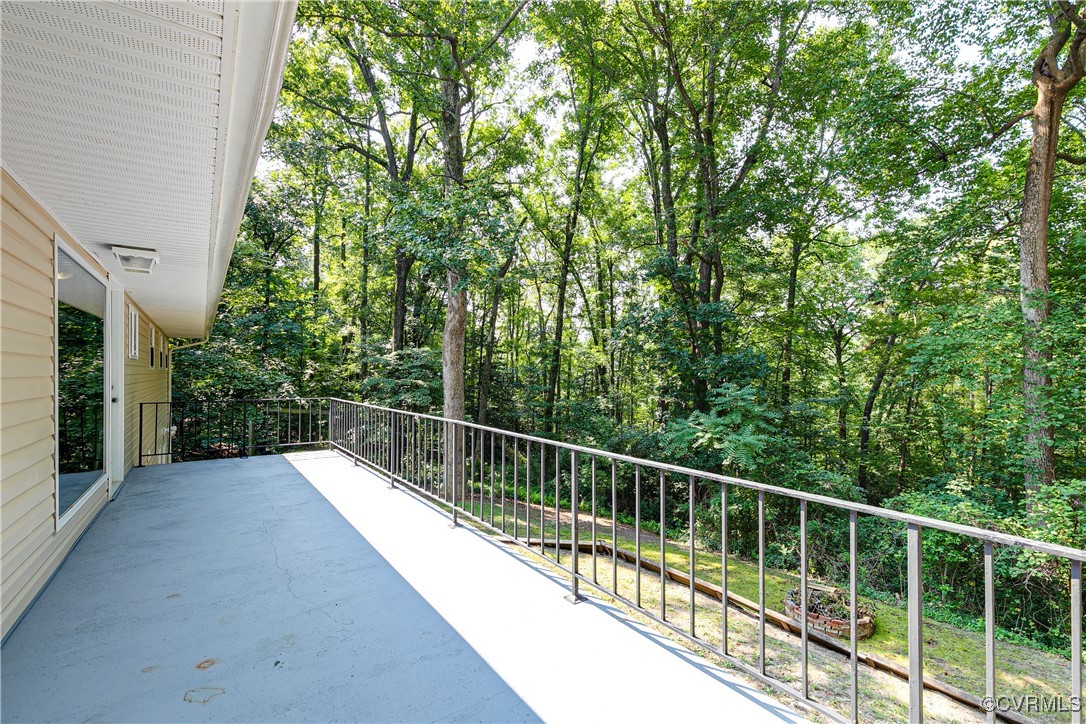 6737 Rural Point Road Mechanicsville, VA 23116 - Photo 30 of 32 View of patio