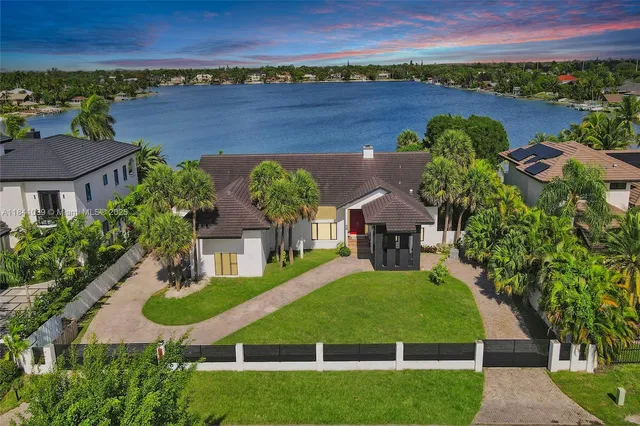 $20,000 | 13724 Southwest 92nd Court, Miami, FL 33176