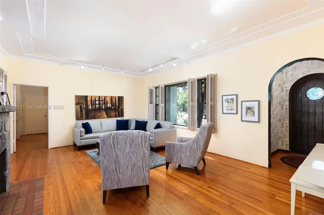 $1,999,999 | 485 Northeast 96th Street, Miami Shores, FL 33138