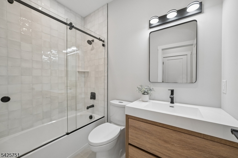 136 Irwin Street Springfield, NJ 07081 - Photo 17 of 35