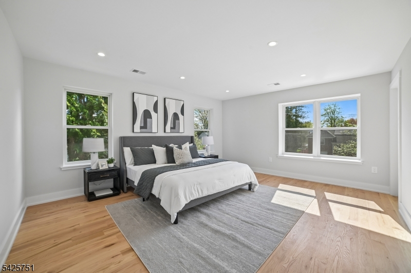 136 Irwin Street Springfield, NJ 07081 - Photo 22 of 35