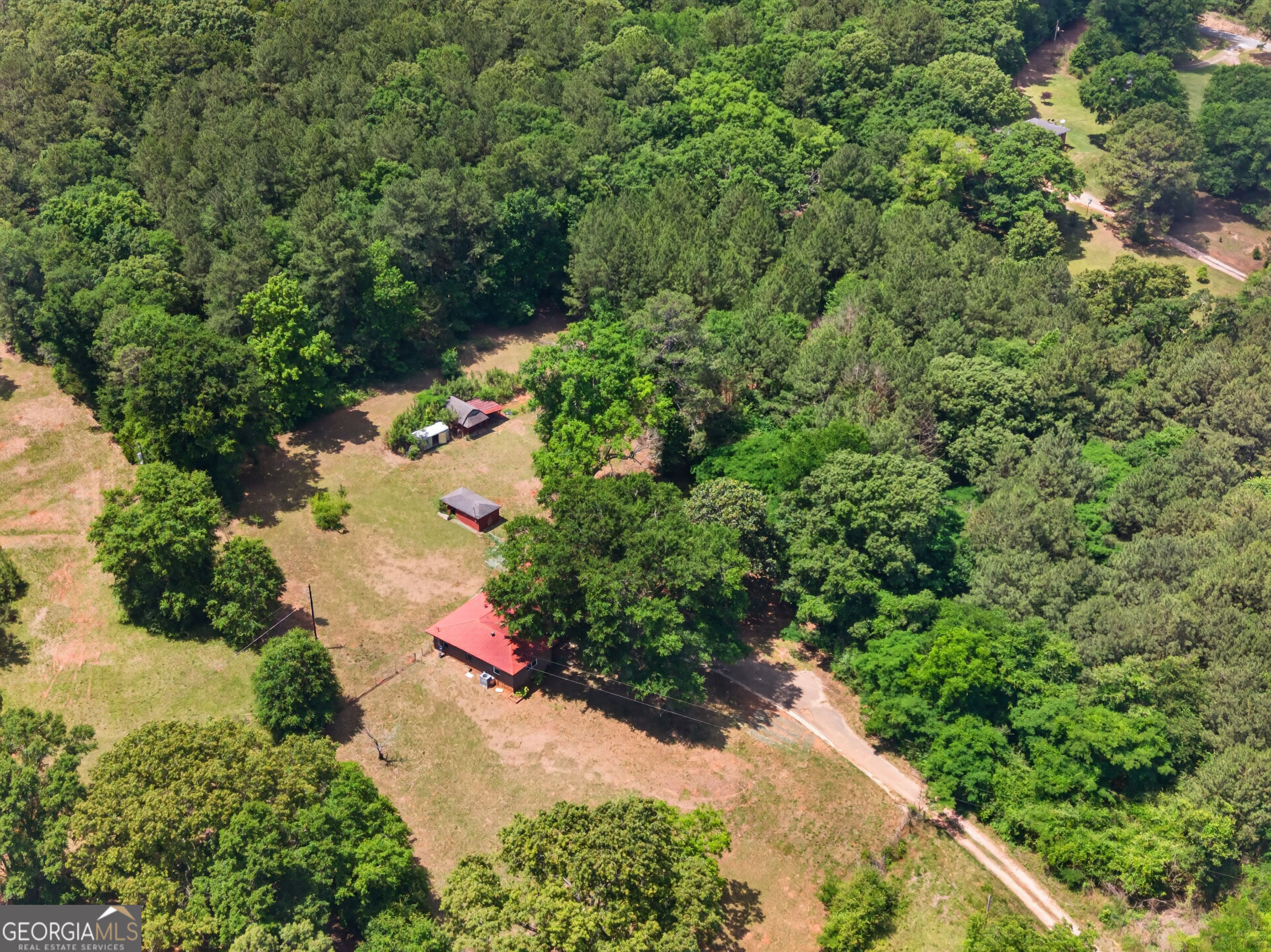 201 Cove Access Road Talladega, AL 35160 - Photo 40 of 43