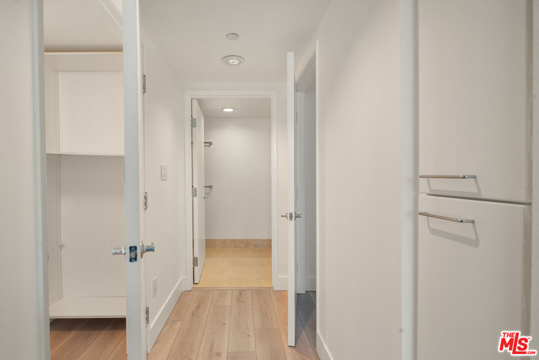 13600 Marina Pointe Drive, Unit 1005 Marina del Rey, CA 90292 - Photo 14 of 64