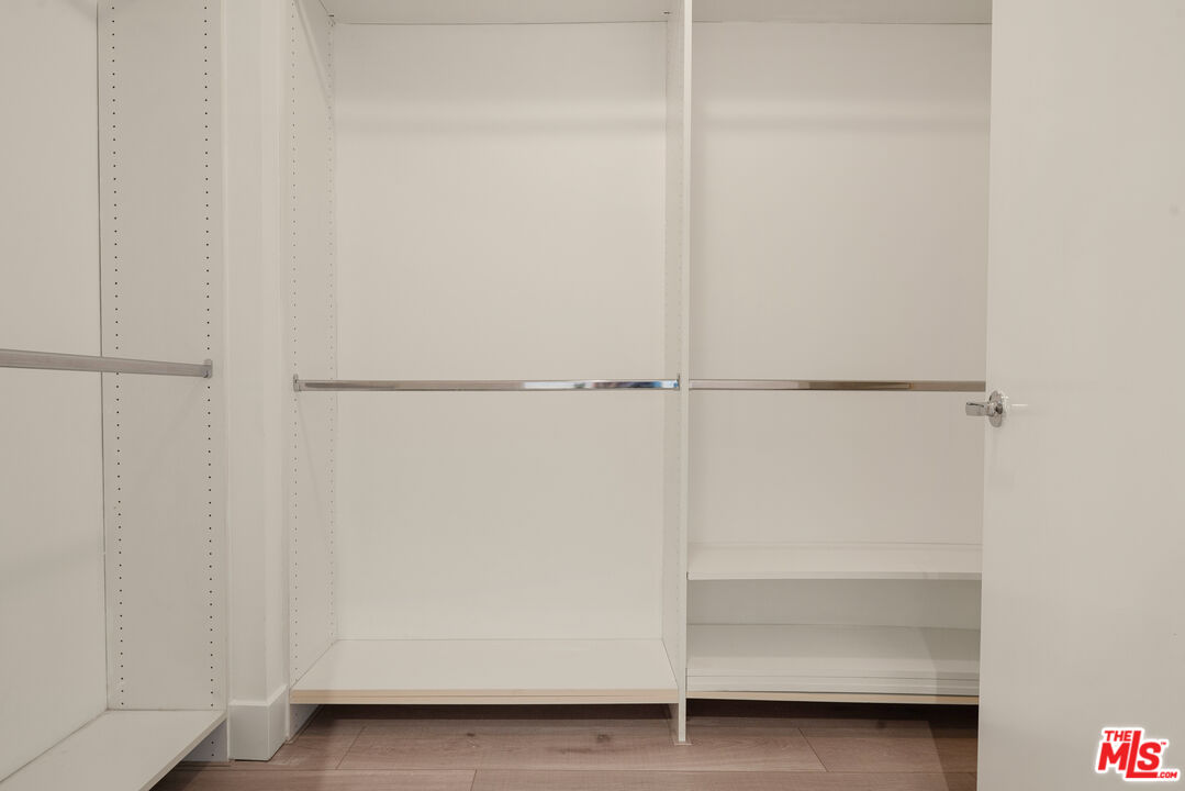 13600 Marina Pointe Drive, Unit 1005 Marina del Rey, CA 90292 - Photo 21 of 64