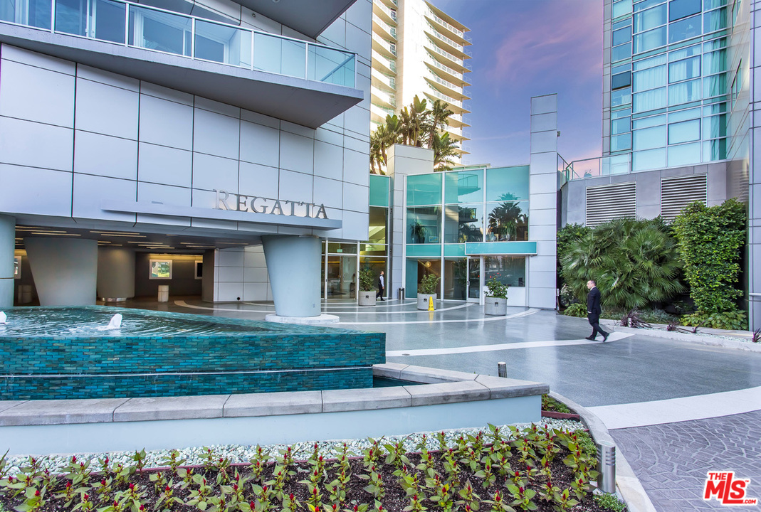 13600 Marina Pointe Drive, Unit 1005 Marina del Rey, CA 90292 - Photo 31 of 64