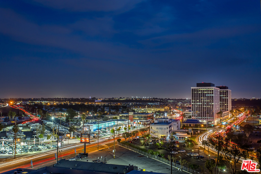 13600 Marina Pointe Drive, Unit 1005 Marina del Rey, CA 90292 - Photo 39 of 64