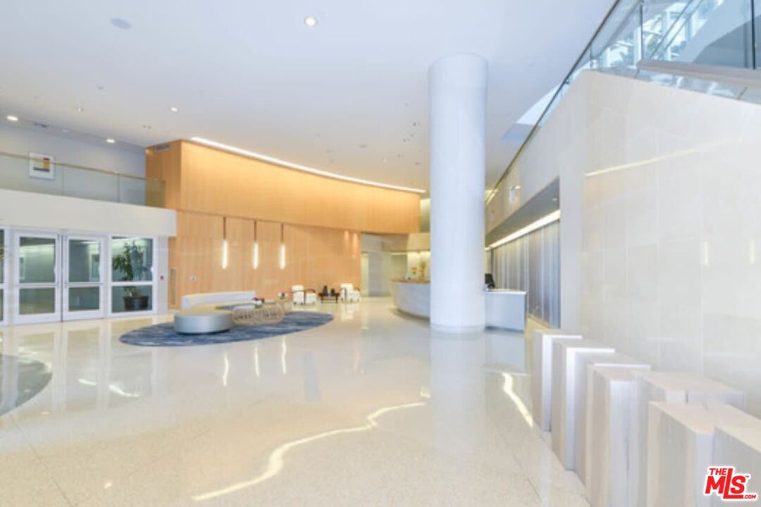 13600 Marina Pointe Drive, Unit 1005 Marina del Rey, CA 90292 - Photo 44 of 64