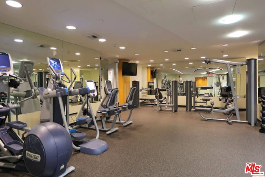 13600 Marina Pointe Drive, Unit 1005 Marina del Rey, CA 90292 - Photo 54 of 64