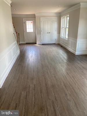 507 Henry Street Riverside, NJ 08075 - Photo 4 of 35