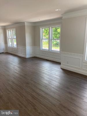 507 Henry Street Riverside, NJ 08075 - Photo 5 of 35
