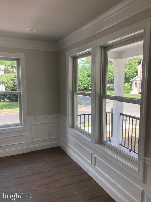 507 Henry Street Riverside, NJ 08075 - Photo 6 of 35