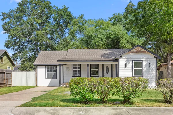 $197,500 | 905 Elm Avenue, Pasadena, TX 77506