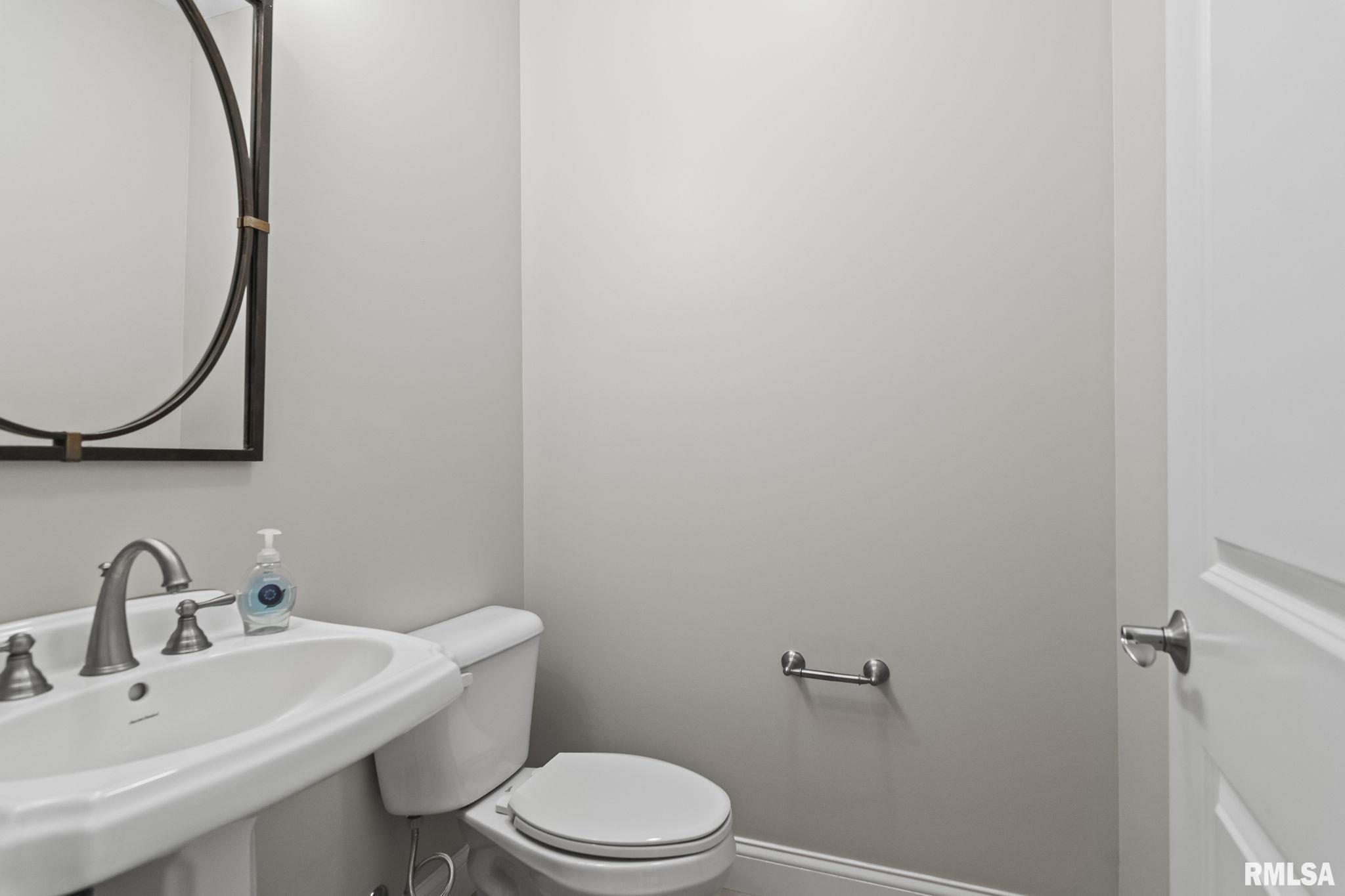 2205 Interlacken Drive Springfield, IL 62704 - Photo 26 of 34