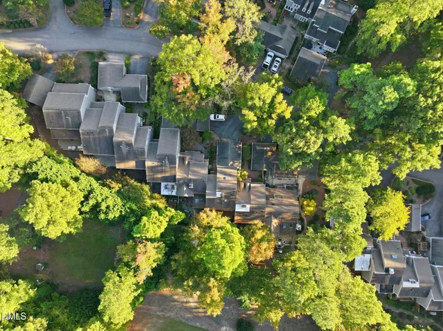 a view of yard with swimming pool