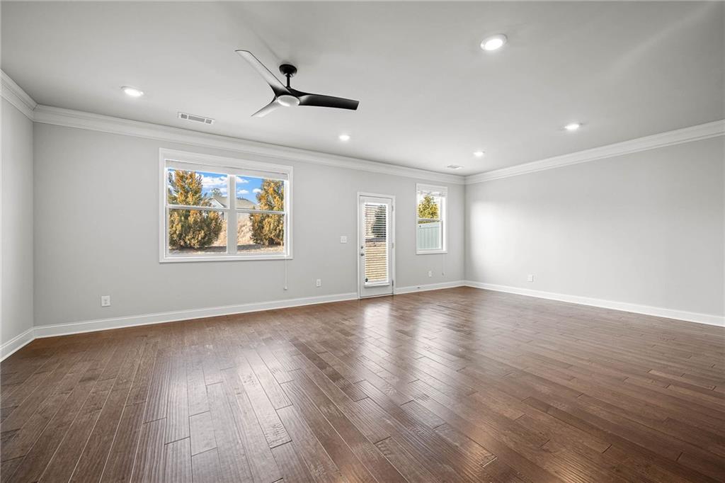 2502 Pearl Rdg Trace Buford, GA 30519 - Photo 4 of 30 Gallery Image 4