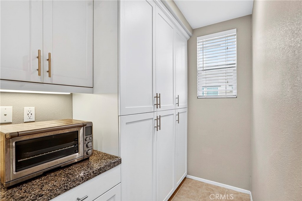 5869 Rostrata Avenue Buena Park, CA 90621 - Photo 5 of 29