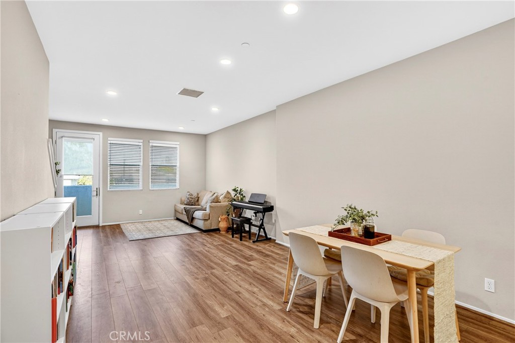 5869 Rostrata Avenue Buena Park, CA 90621 - Photo 10 of 29
