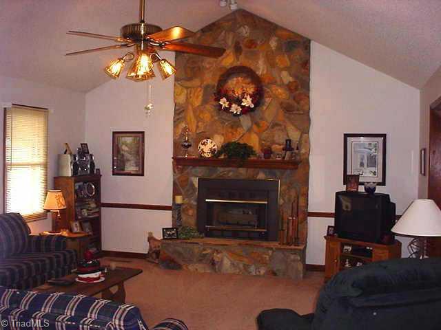 4985 Whitman Road Pfafftown, NC 27040 - Photo 3 of 8 Other. Large Great Room w/stone fp & gas logs