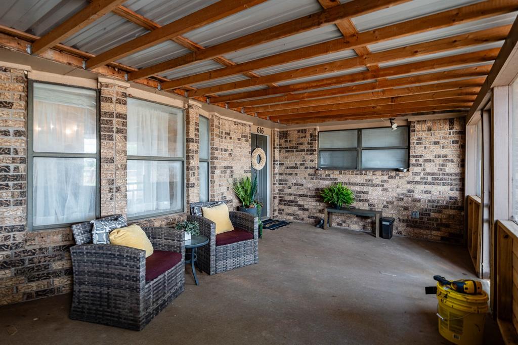616 West Main Street Bronte, TX 76933 - Photo 6 of 39