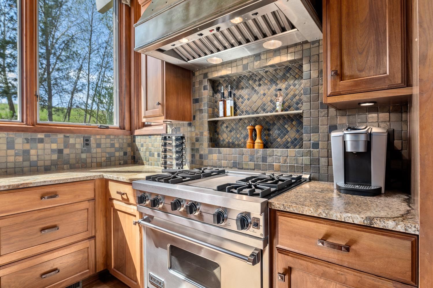 11501 South Freya Road Spokane, WA 99223 - Photo 14 of 40 Gallery Image 14