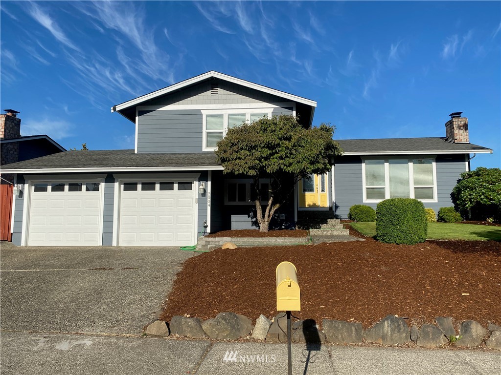 2004 Whitman Avenue Northeast Renton, WA 98059 - Photo 1 of 19