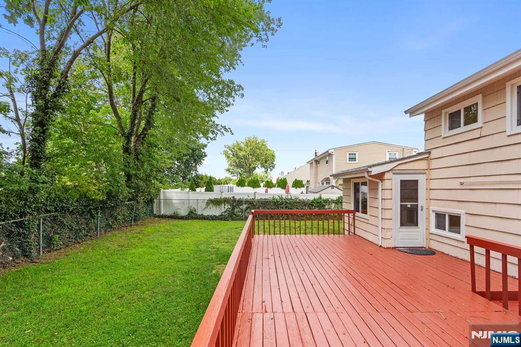 39 Hastings Road Old Bridge, NJ 08857 - Photo 8 of 44 Gallery Image 8