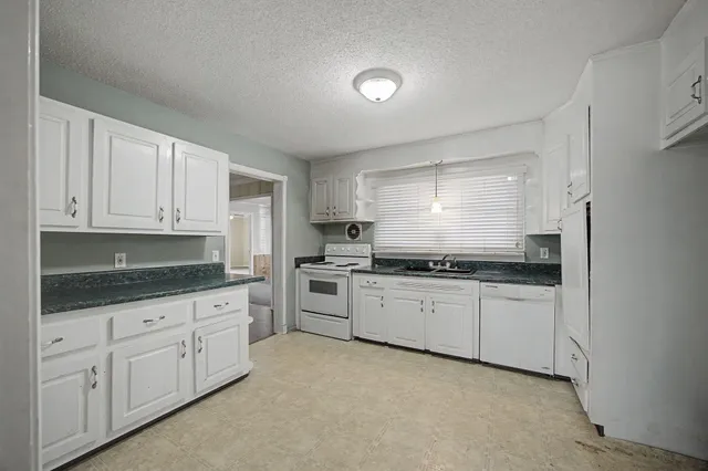 $277,000 | 903 Sunnydell Circle, Chattanooga, TN 37412