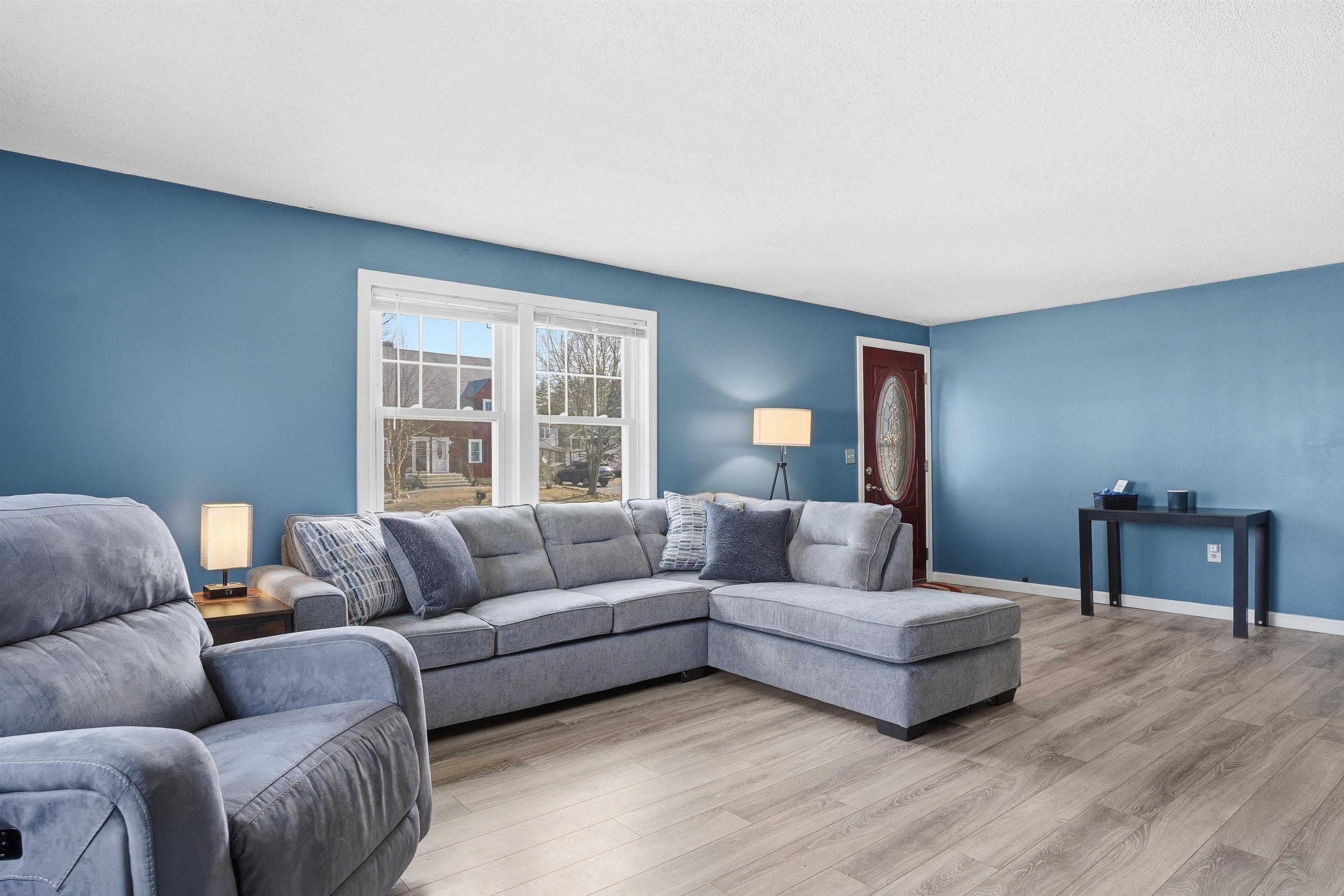 11 Phillip Road, Unit R Derry, NH 03038 - Photo 7 of 41
