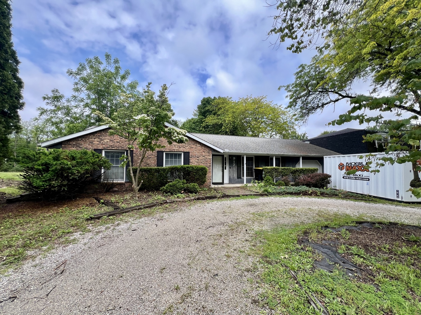 917 South Linden Street Normal, IL 61761 - Photo 2 of 22 Gallery Image 2