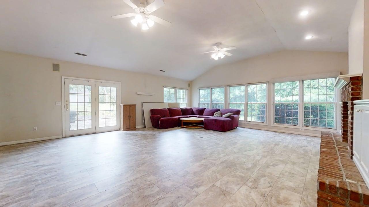 917 South Linden Street Normal, IL 61761 - Photo 7 of 22 Gallery Image 7
