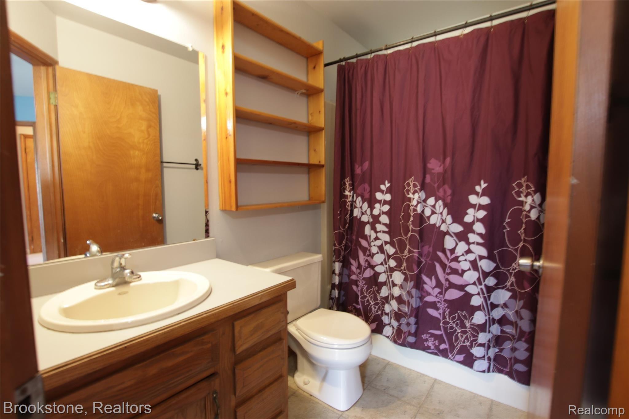 14111 Torrey Road Fenton, MI 48430 - Photo 11 of 24 IMG_4492.JPG