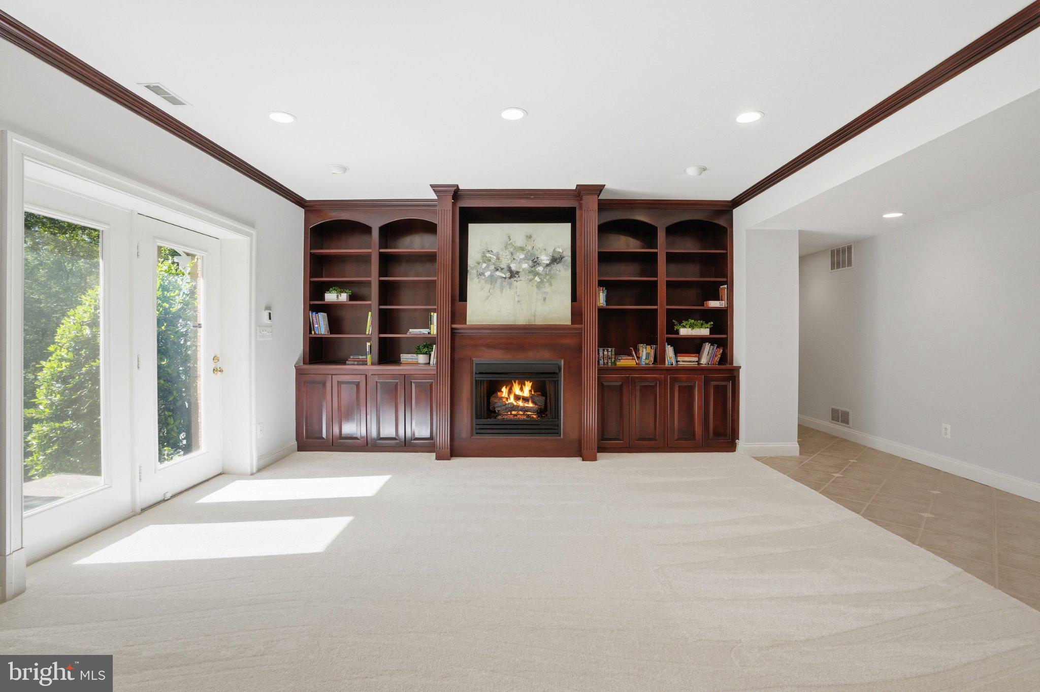 891 Chinquapin Road McLean, VA 22102 - Photo 62 of 78 Elegant space with cozy fireplace.