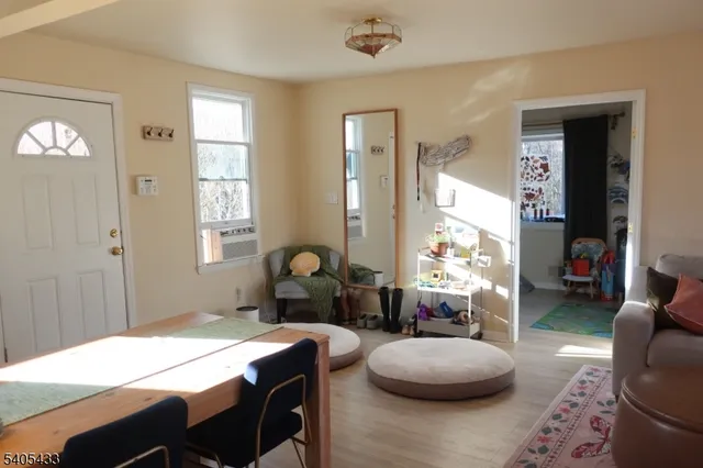 $3,150 | 557 Pleasant Plains Road, Stirling, NJ 07980