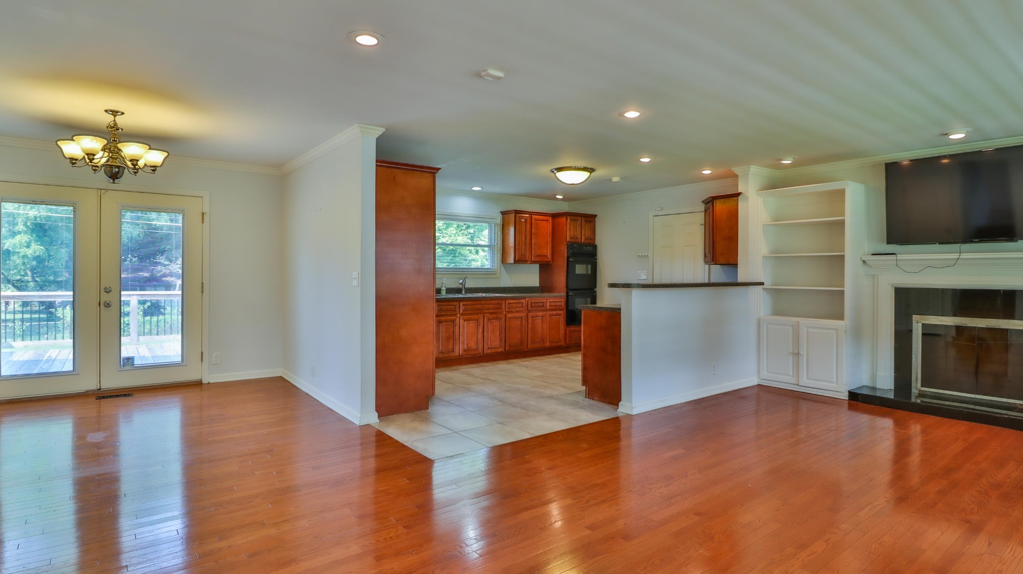 121 Killarney Road Knoxville, TN 37923 - Photo 3 of 22 Gallery Image 3