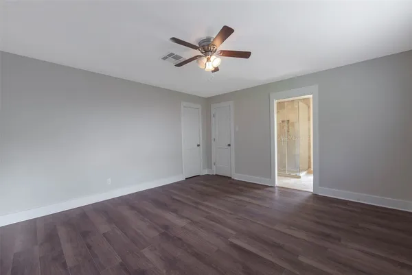 $2,795 | 402 Forest Lake Drive, Seabrook, TX 77586