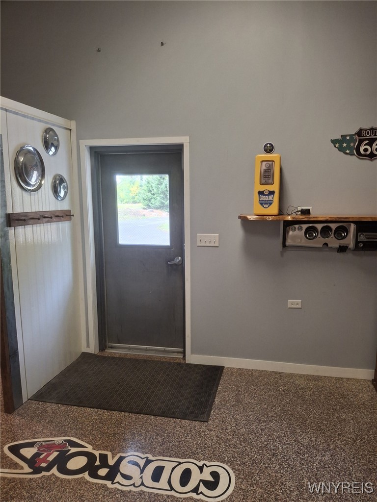 2763 Transit Road Newfane, NY 14108 - Photo 34 of 47