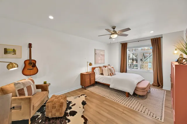 $742,000 | 307 East Pier Street, Port Washington, WI 53074