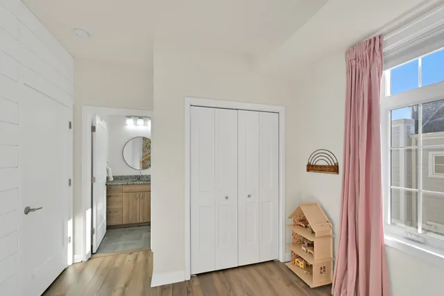 $742,000 | 307 East Pier Street, Port Washington, WI 53074