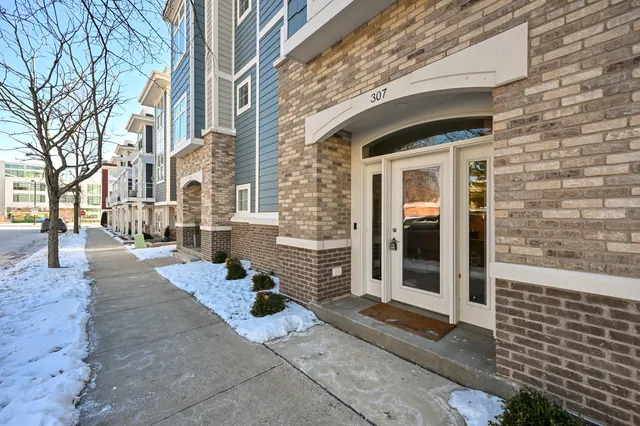 $742,000 | 307 East Pier Street, Port Washington, WI 53074