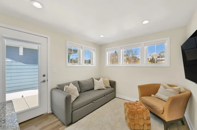 $742,000 | 307 East Pier Street, Port Washington, WI 53074