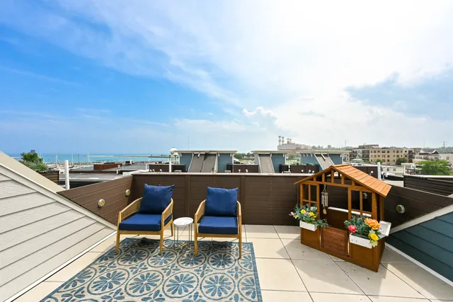 $742,000 | 307 East Pier Street, Port Washington, WI 53074