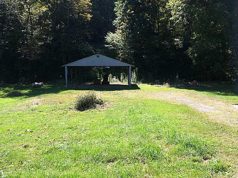 252 Heasley Hollow Road Vandergrift, PA 15690 - Photo 5 of 12 Yard/Garden.