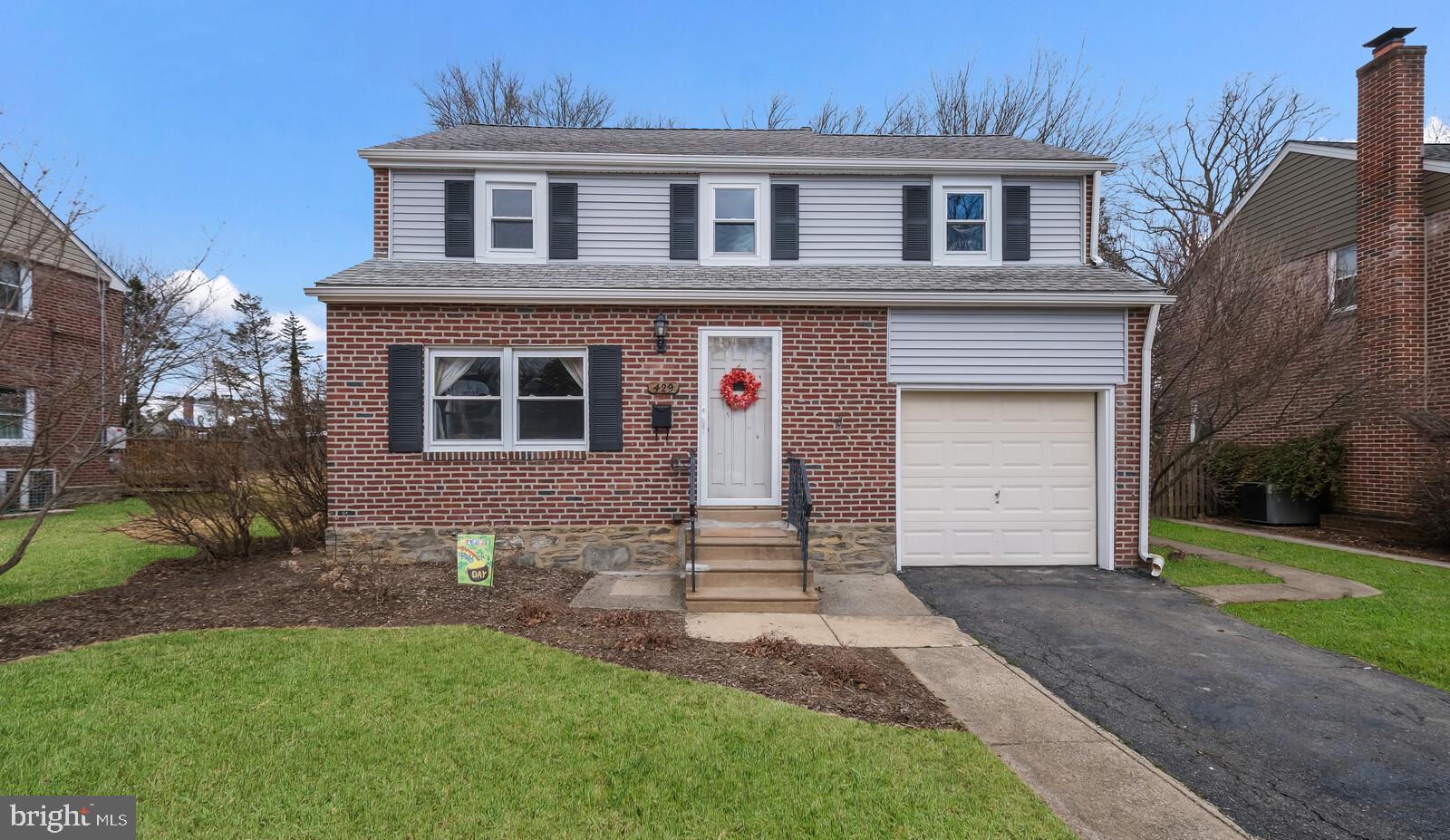 429 Lynbrooke Road Springfield, PA 19064 - Photo 1 of 30