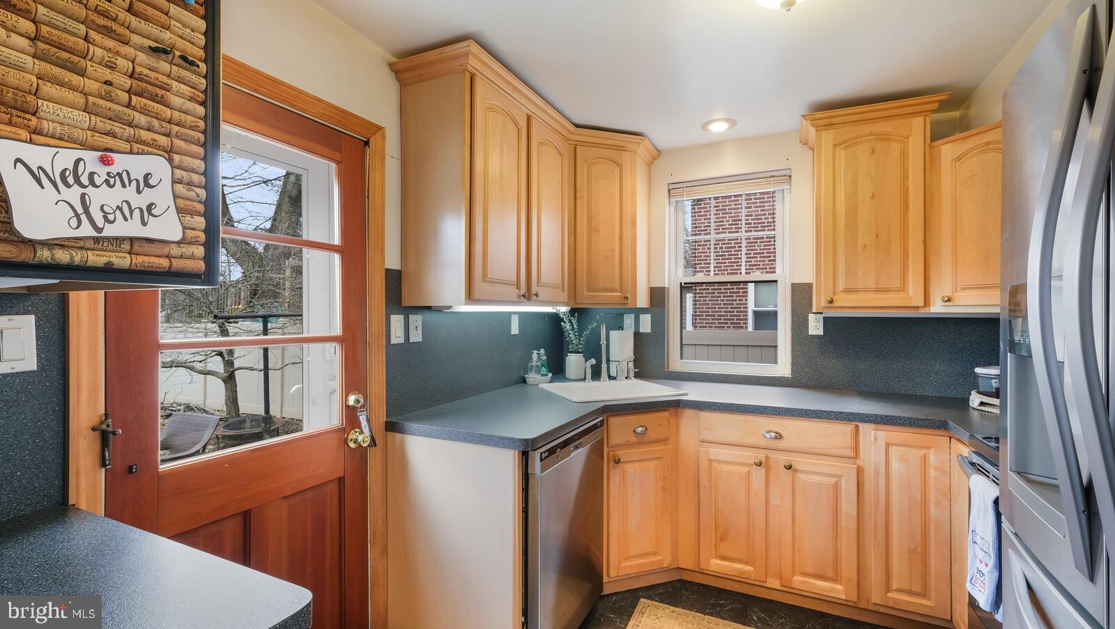 429 Lynbrooke Road Springfield, PA 19064 - Photo 14 of 30