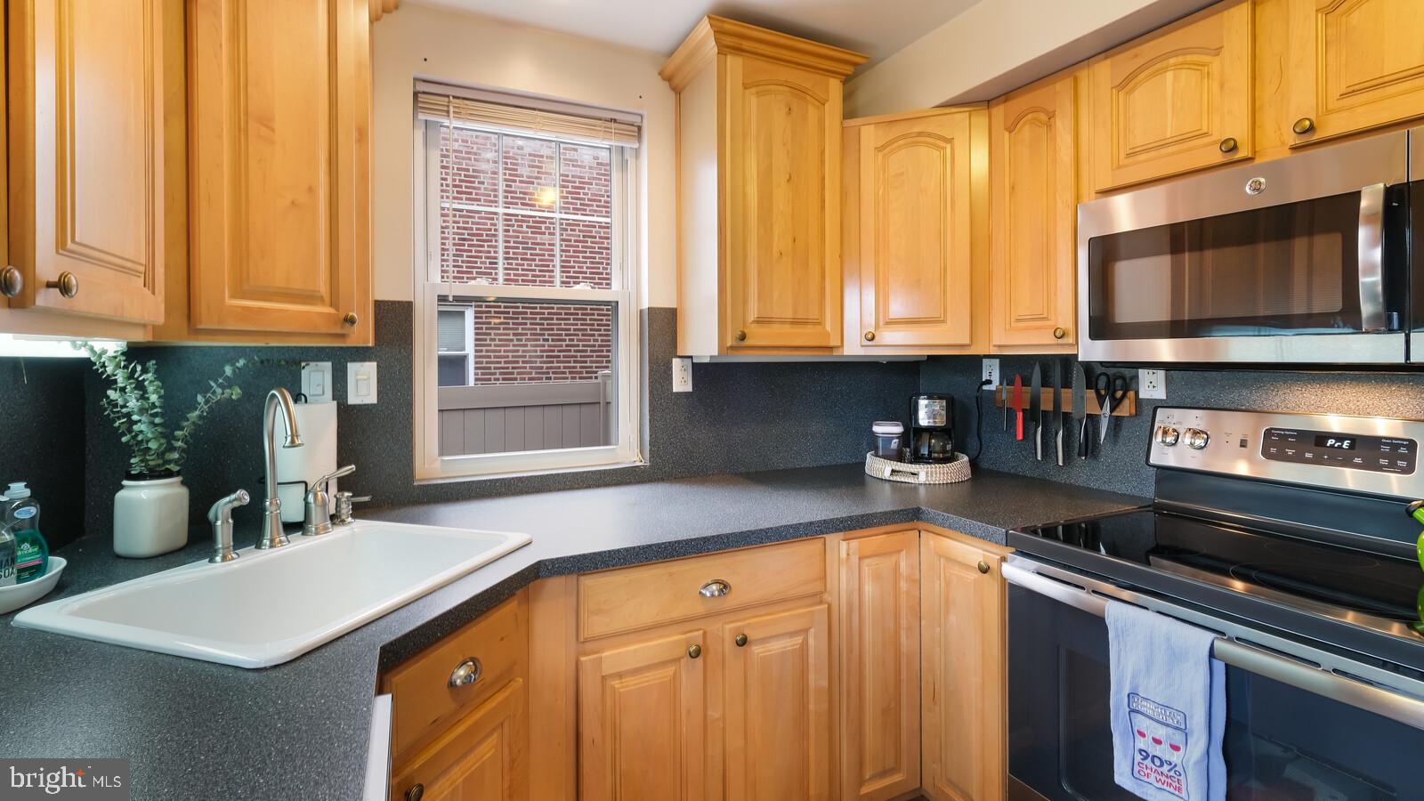 429 Lynbrooke Road Springfield, PA 19064 - Photo 16 of 30