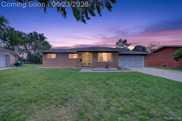 $344,900 | 29101 Campbell Drive, Warren, MI 48093