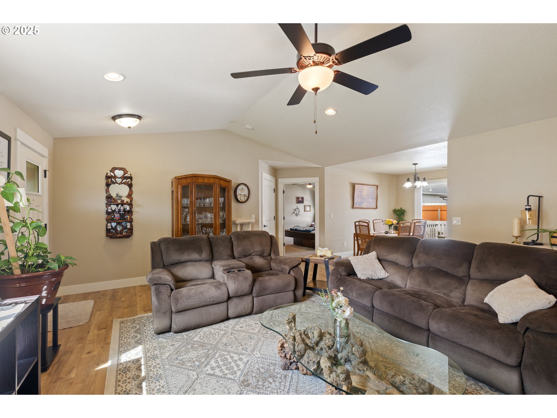 700 Southeast Tokay Street Winston, OR 97496 - Photo 7 of 42