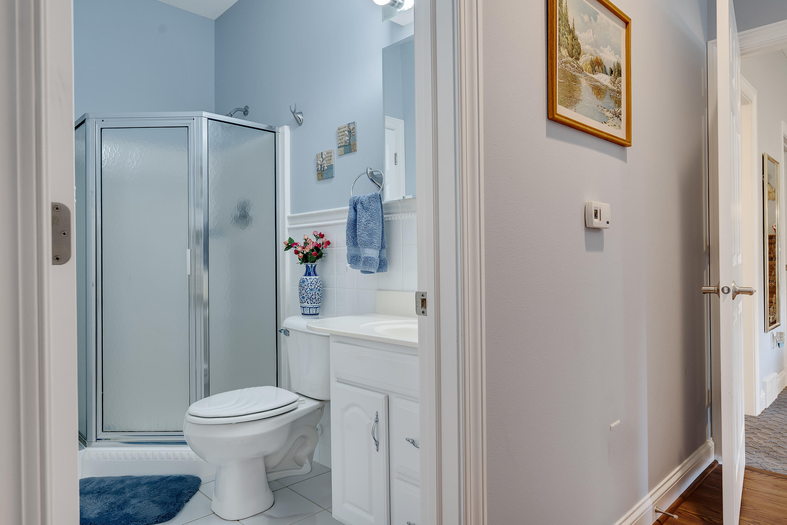 502 Green Coulee Road Onalaska, WI 54650 - Photo 21 of 29 2nd Bathroom with Shower