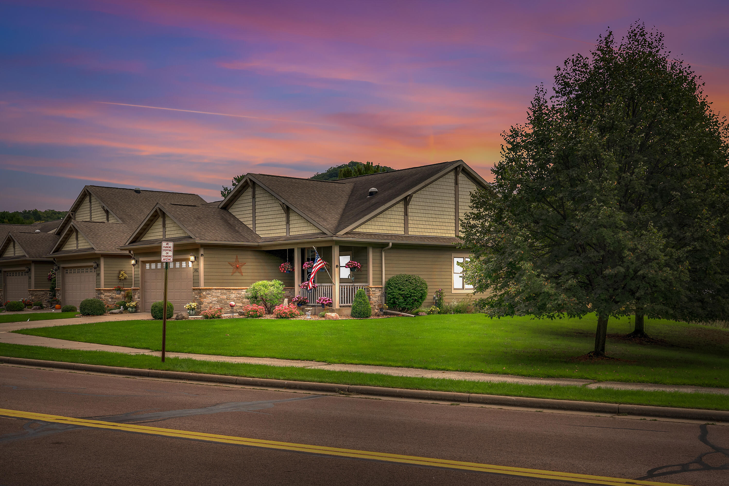 502 Green Coulee Road Onalaska, WI 54650 - Photo 28 of 29 Million $ homes across street